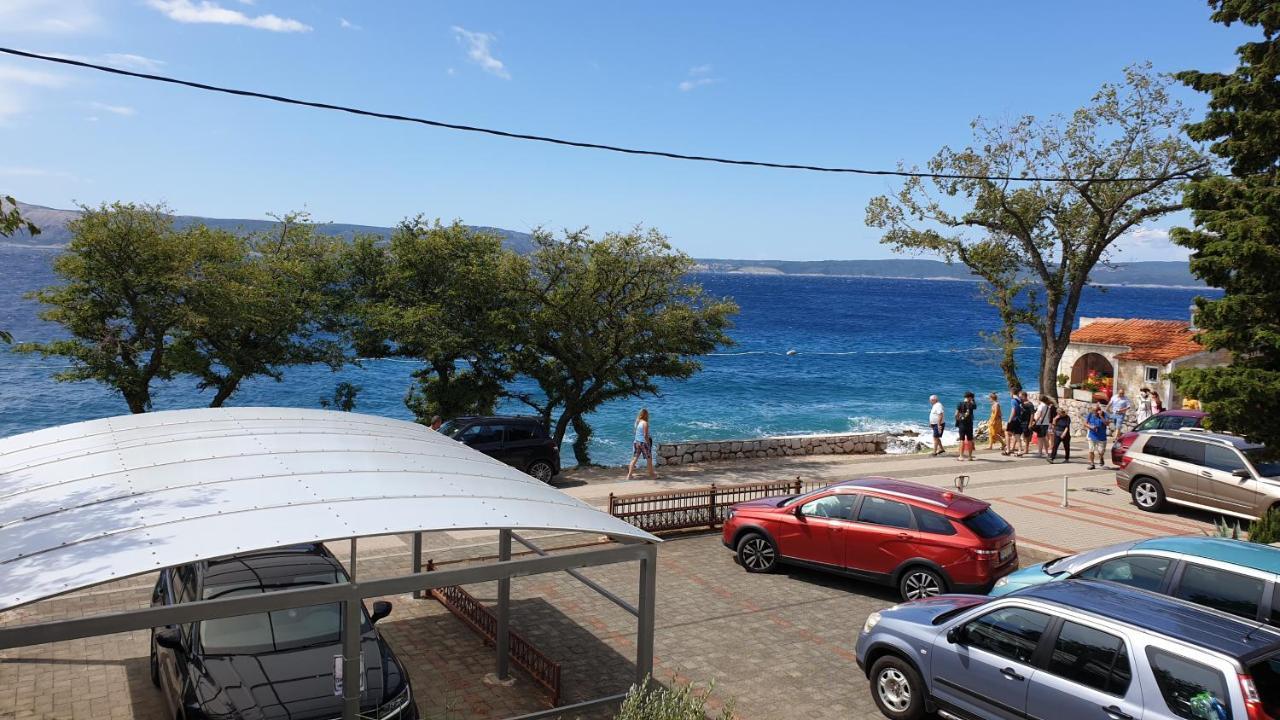 Beachfront Apartmant Veli Apartament